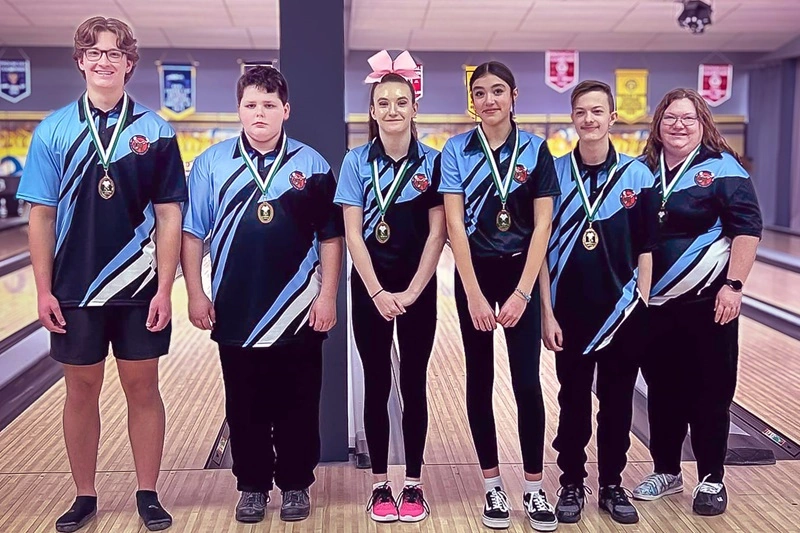 Youth bowling Canada participants Youth bowling Canada participants